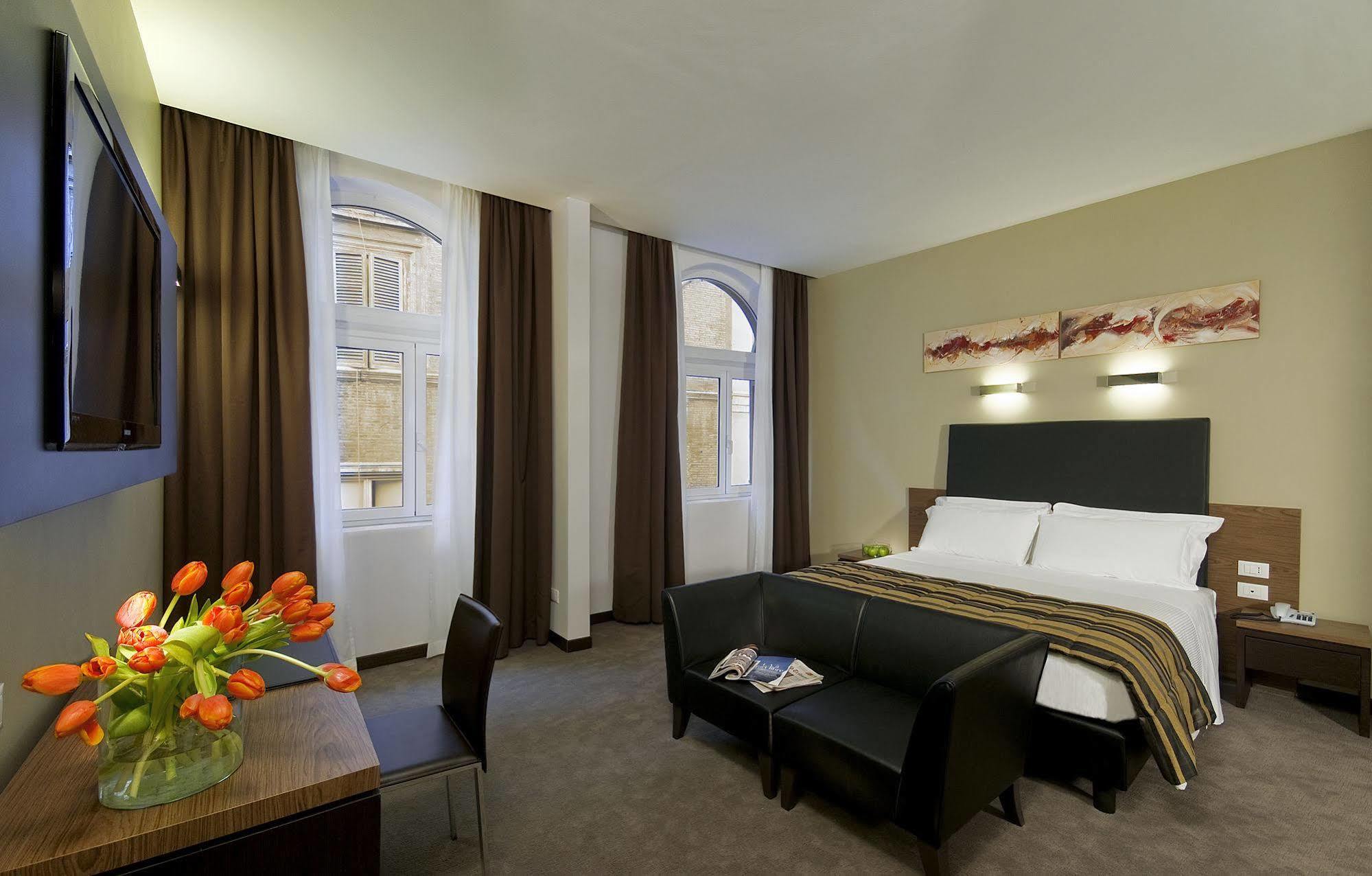 Hotel Rinascimento - Gruppo Trevi Hotels Roma Phòng bức ảnh